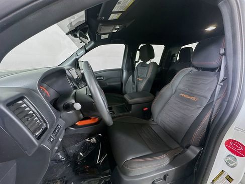 Used 2023 Nissan Frontier PRO-4X w/ Pro Convenience Package image 15