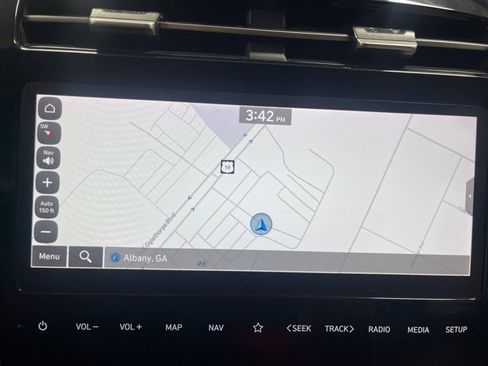 Used 2023 Hyundai Tucson Limited w/ Cargo Package image 16