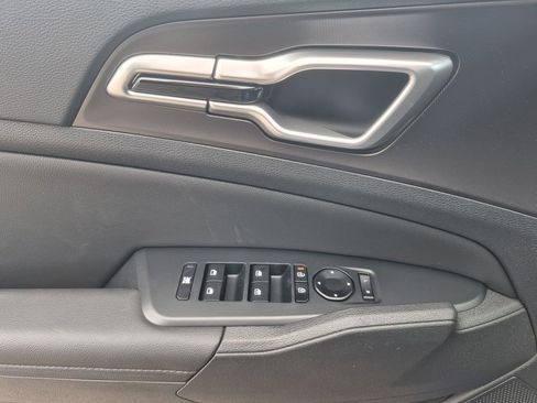 New 2026 Kia Sportage EX image 7