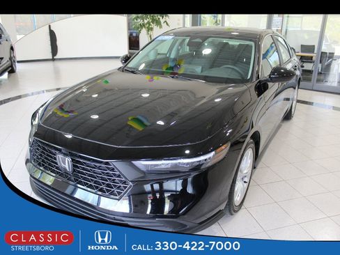 Certified 2025 Honda Accord LX image 1