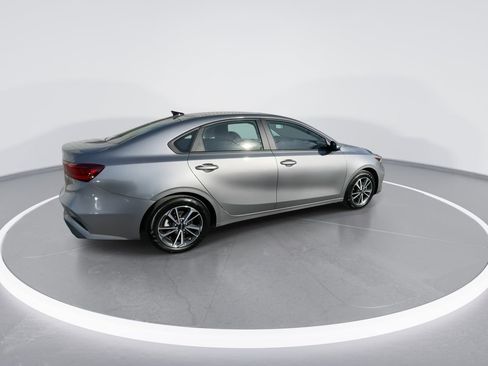 Used 2023 Kia Forte LXS w/ LXS Technology Package image 22
