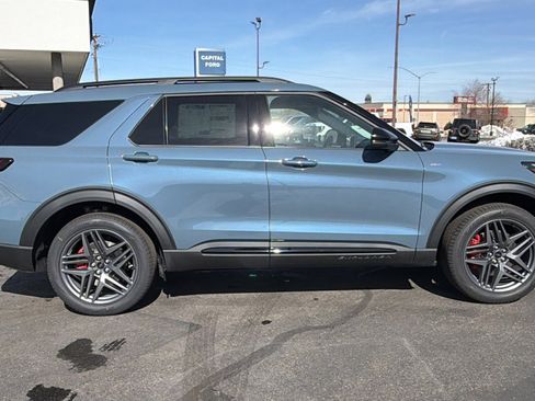 New 2026 Ford Explorer ST-Line w/ ST-Line Street Pack image 2