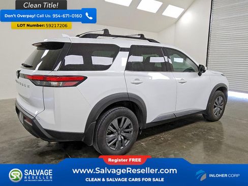 Used 2025 Nissan Pathfinder SV FWD image 4