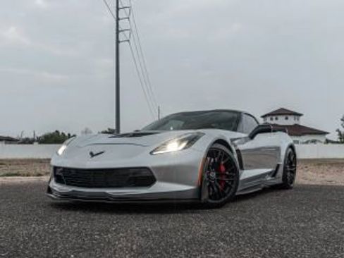 Used 2016 Chevrolet Corvette Z06 w/ 2LZ Preferred Equipment Group image 6