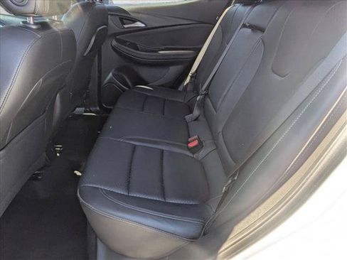 Used 2020 Buick Encore GX Essence w/ Advanced Technology Package FWD image 17
