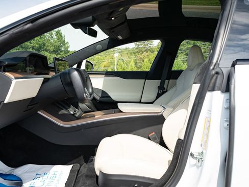 Used 2021 Tesla Model S Plaid AWD/4WD image 24