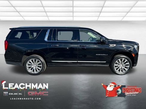 Used 2023 GMC Yukon XL Denali w/ Denali Reserve Package image 2