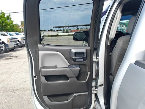 Used 2017 Chevrolet Silverado 1500 Custom w/ Custom Convenience Package AWD/4WD image 15
