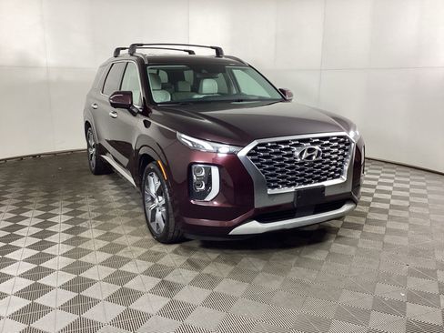 Used 2021 Hyundai Palisade Limited image 1