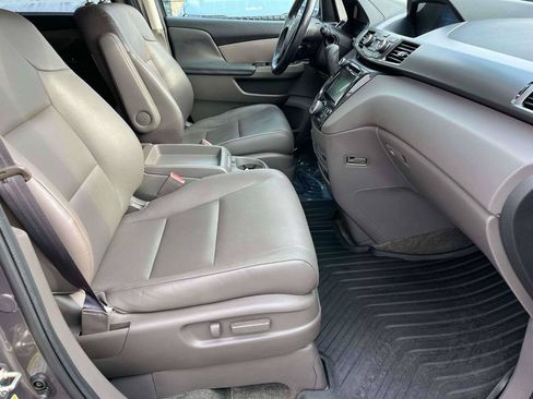 Used 2016 Honda Odyssey Touring image 16