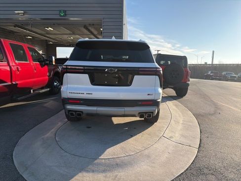 Used 2025 Chevrolet Traverse Z71 w/ Driver Confidence Package image 11