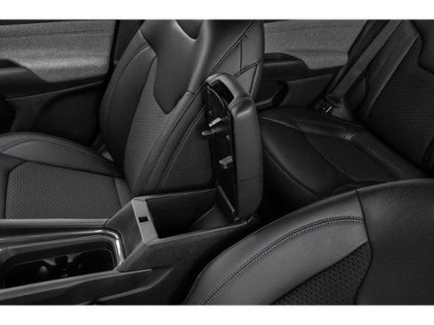 Used 2025 Jeep Compass Latitude AWD/4WD image 15