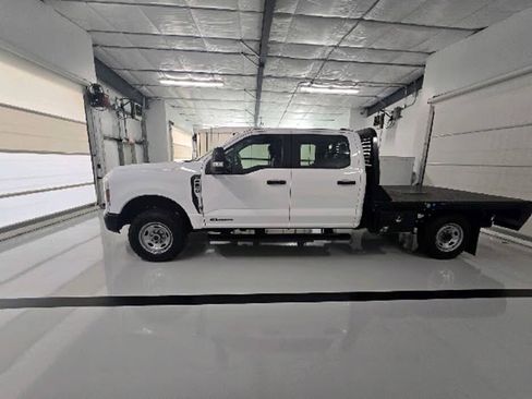 Used 2024 Ford F250 XL AWD/4WD image 6
