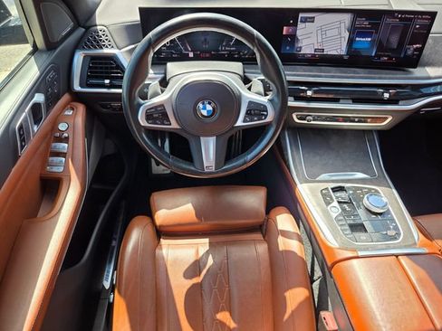 Used 2023 BMW X7 xDrive40i w/ Executive Package AWD/4WD image 13