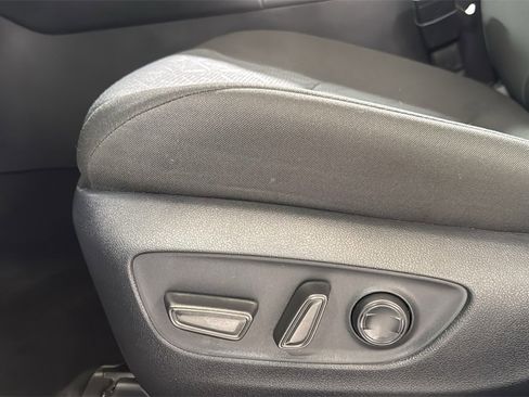 Used 2025 Toyota RAV4 XLE image 14