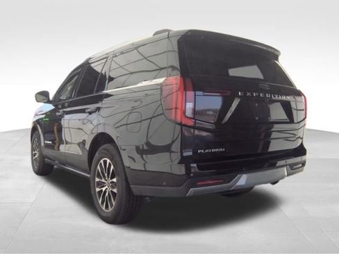Used 2025 Ford Expedition Platinum AWD/4WD image 13
