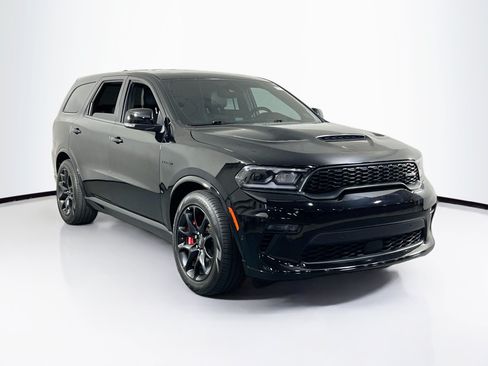Used 2022 Dodge Durango R/T w/ Tow 'N Go Package AWD/4WD image 3