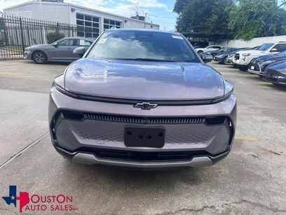 Used 2025 Chevrolet Equinox EV LT w/ LPO, Blackout Package