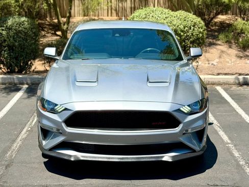 Used 2022 Ford Mustang GT Premium w/ Equipment Group 401A RWD image 2