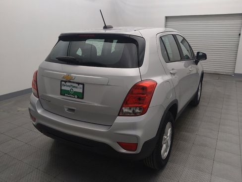 Used 2017 Chevrolet Trax LS image 7