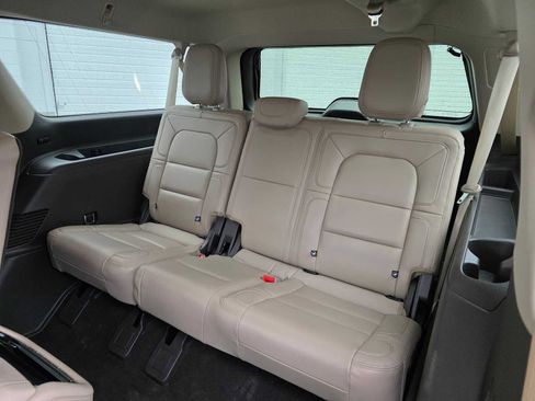 Used 2022 Lincoln Navigator L Reserve image 16