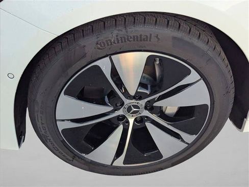 Used 2026 Mercedes-Benz E 350 Sedan image 9