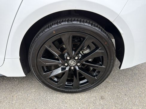 Used 2022 Toyota Corolla SE image 18