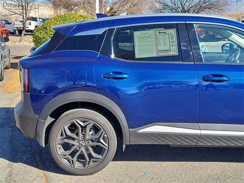 Used 2025 Nissan Kicks SR image 4