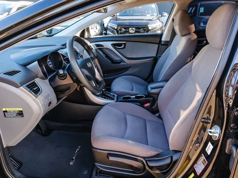 Used 2016 Hyundai Elantra SE FWD image 20