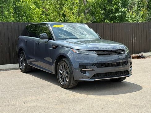 Used 2025 Land Rover Range Rover Sport Dynamic SE AWD/4WD image 8