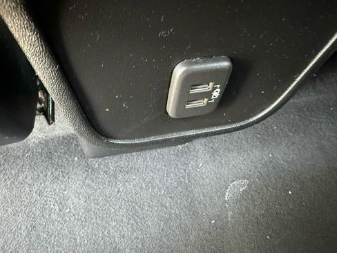 Used 2020 Chevrolet Equinox LT AWD/4WD image 13