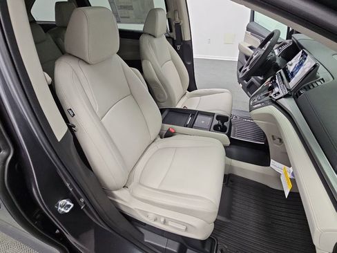 New 2026 Honda Odyssey EX-L image 37