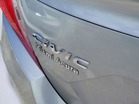 Used 2018 Honda Civic EX-L image 6