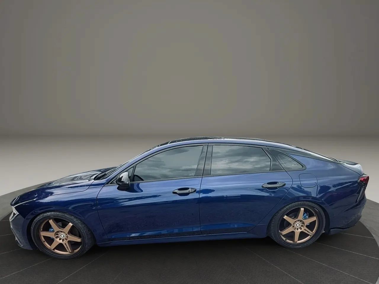 Used 2025 Kia K5 GT-Line w/ GT-Line Premium Package FWD image 2