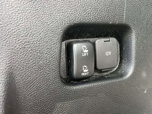 Used 2022 Ford Edge Titanium image 21