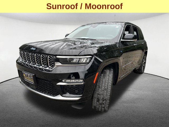 Used 2022 Jeep Grand Cherokee Summit AWD/4WD image 5