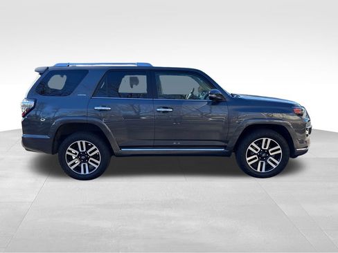 Used 2022 Toyota 4Runner Limited image 8