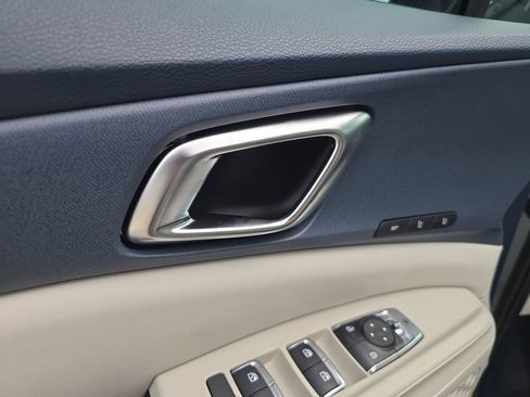 New 2026 Kia Carnival EX FWD image 20