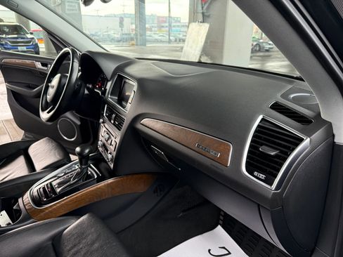 Used 2013 Audi Q5 3.0T Premium Plus w/ Sport Interior Pkg image 27