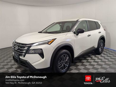 Used 2026 Nissan Rogue S AWD/4WD image 1