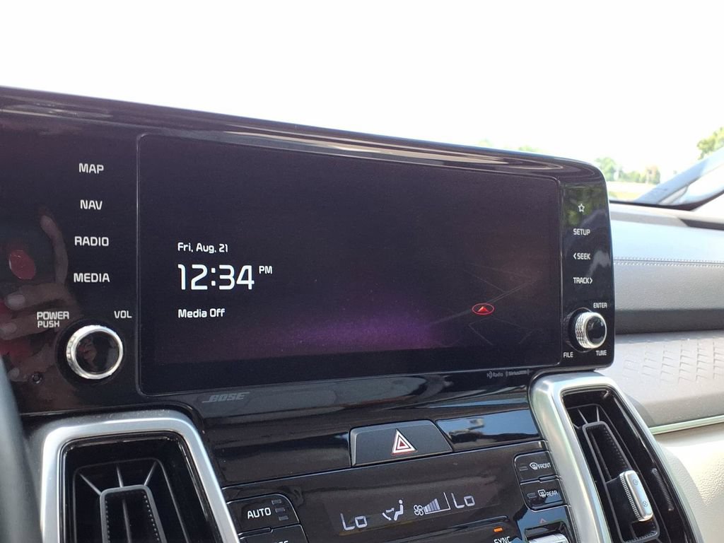 Used 2023 Kia Sorento SX Prestige w/ Panoramic Sunroof Package AWD/4WD image 13