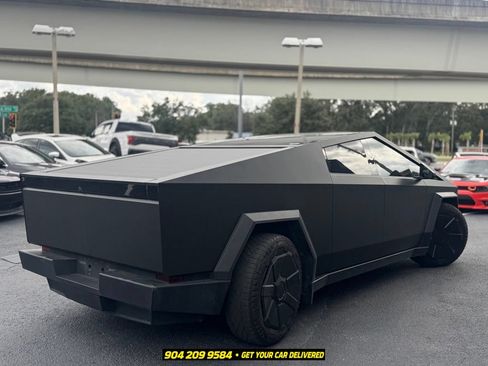 Used 2024 Tesla Cybertruck Cyberbeast AWD/4WD image 6