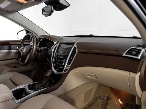 Used 2016 Cadillac SRX Luxury w/ Driver Awareness Package image 10