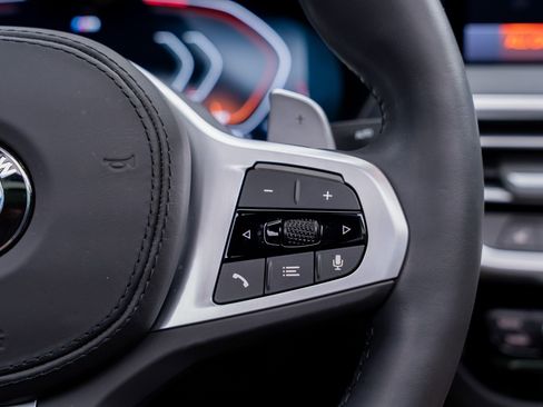 Used 2024 BMW X4 xDrive30i w/ Premium Package image 45