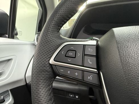 Used 2026 Toyota Sienna XLE FWD image 16