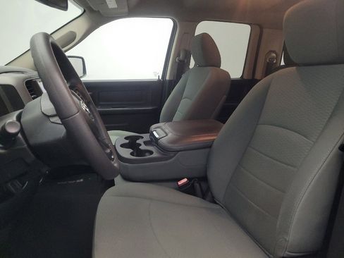Used 2018 RAM 1500 Express RWD image 17