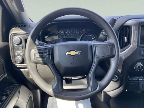Used 2024 Chevrolet Silverado 1500 Custom AWD/4WD image 20