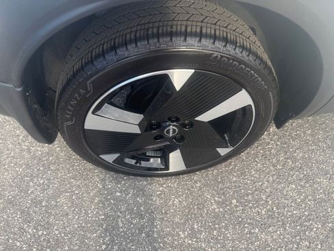 Used 2025 Nissan Kicks SR image 27