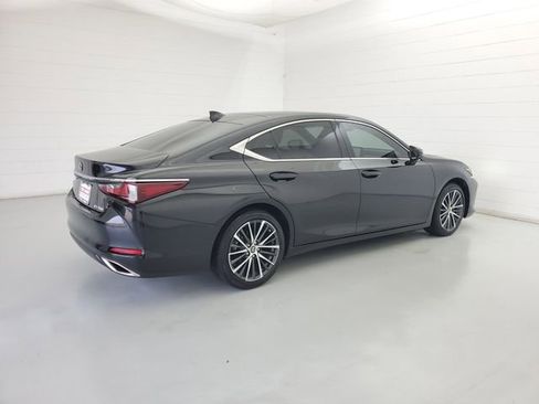 Used 2025 Lexus ES 350 w/ Premium Package FWD image 5