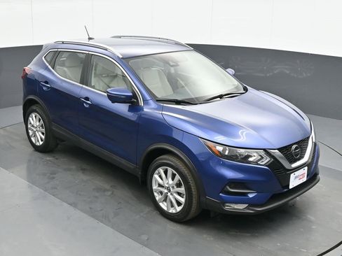 Used 2022 Nissan Rogue Sport SV w/ Technology Package image 24